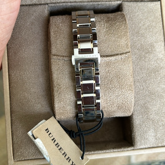 NWT Burberry Two Tone Watch - Picture 3 of 10